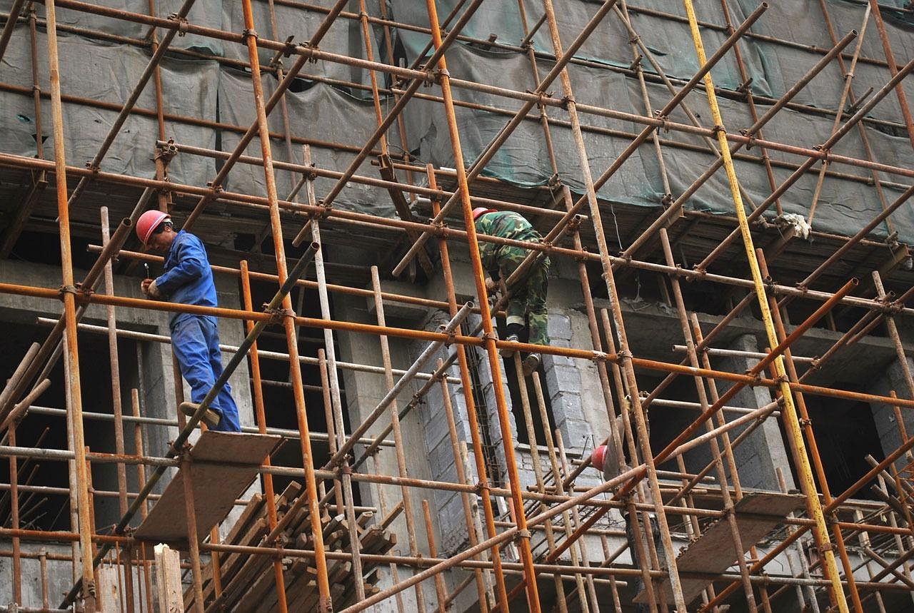 Tin tức nổi bật hôm nay: Công trình khắc tượng Phật 81 mét trên vách núi Sam - Thử thách của những người thợ chuyên nghiệp