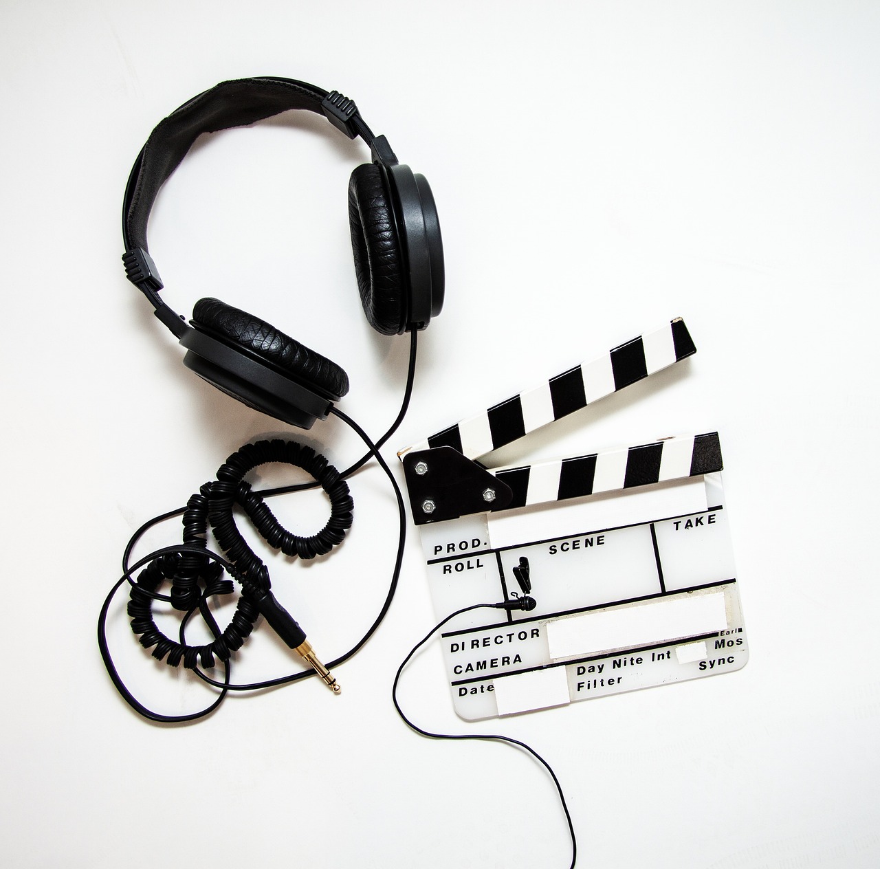 Phim viễn tưởng AI đầu tiên Việt Nam 'Bãi săn' sắp khởi chiếu - Tin tức showbiz công nghệ mới nhất