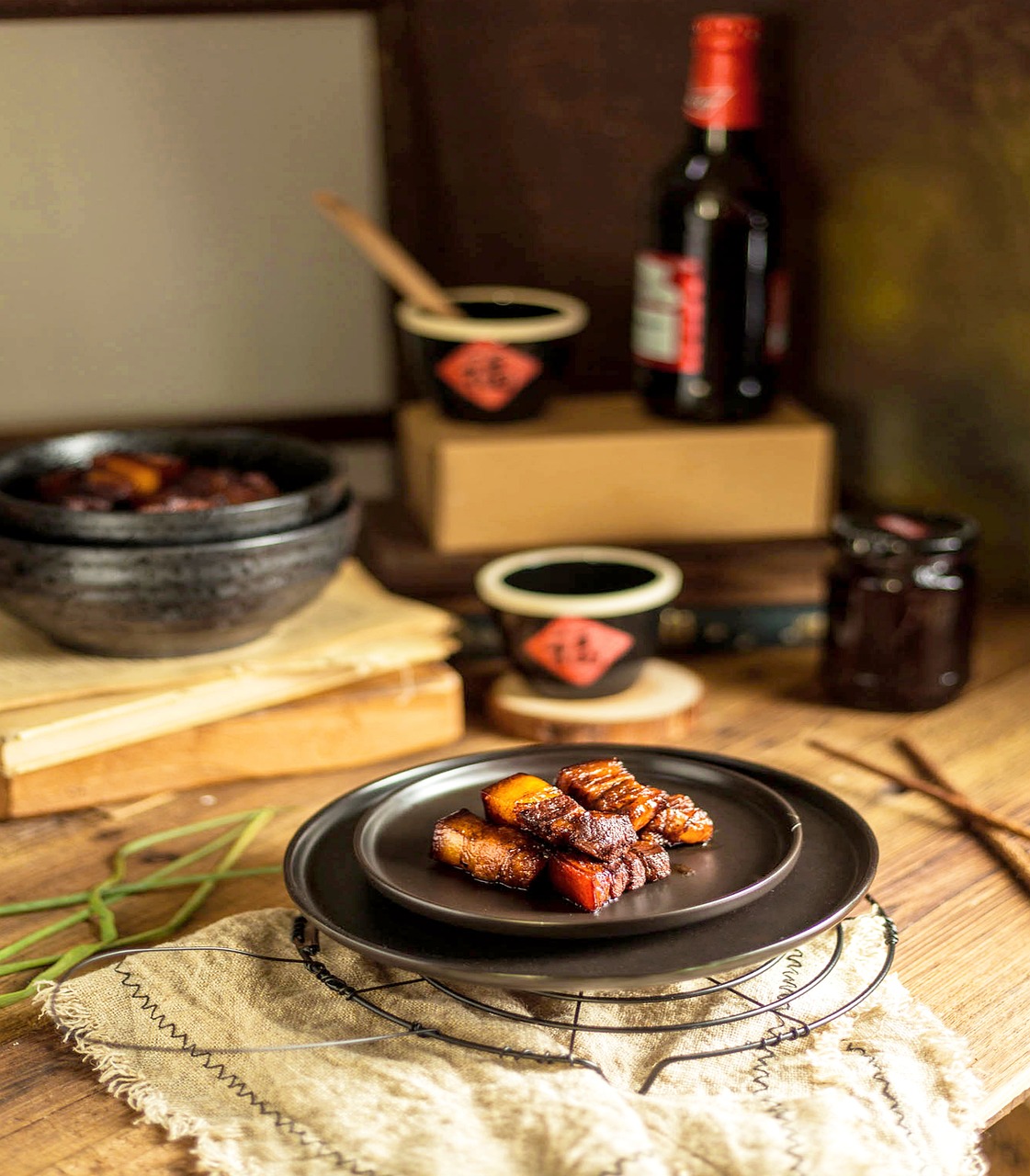Kỹ năng sống thời đại số: Hiểu đúng về lớp mỡ đông bảo quản món thịt kho truyền thống