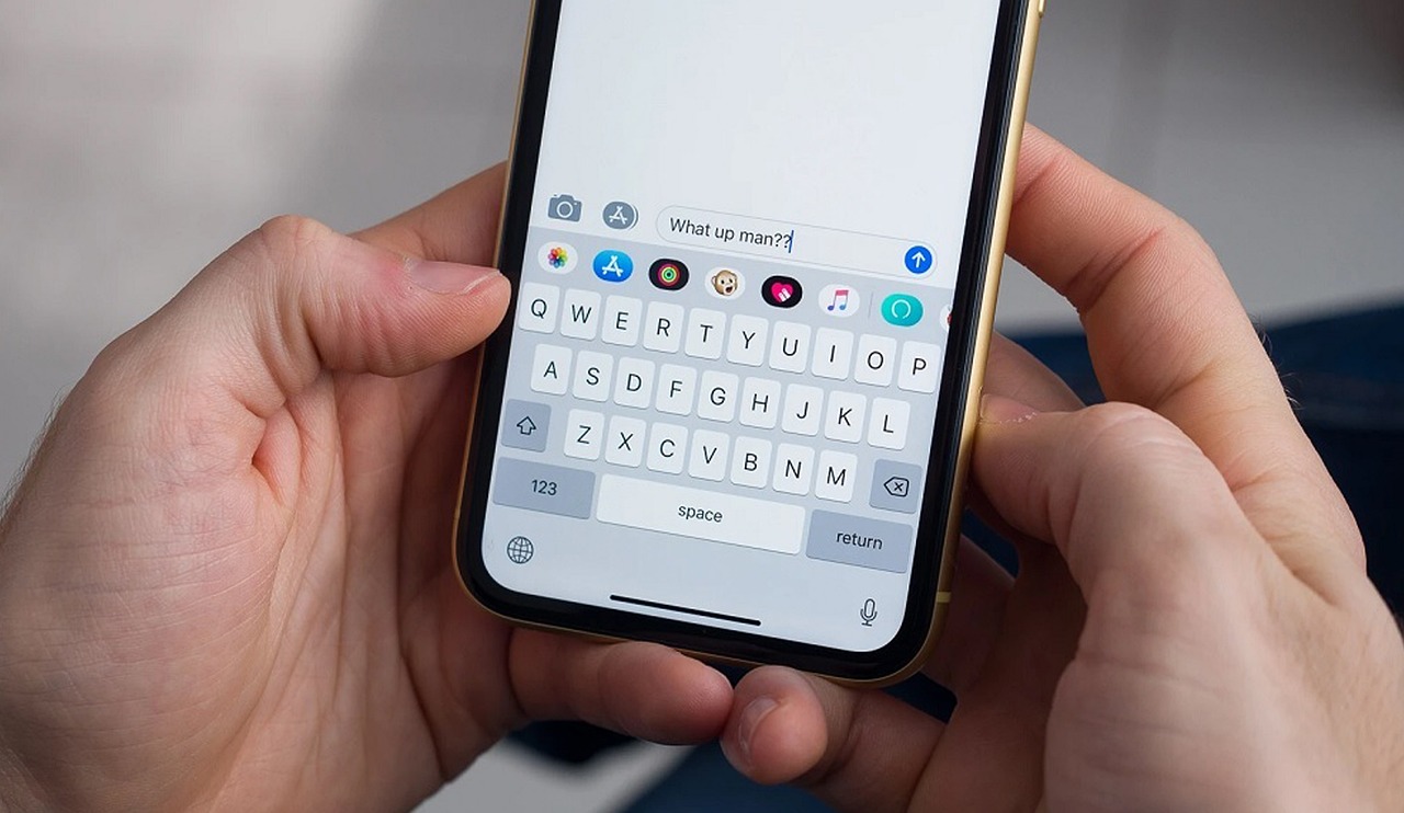 Tin công nghệ AI mới nhất: Cảnh báo chiêu trò lừa đảo liên quan đến iPhone 18 Pro và 18 Pro Max
