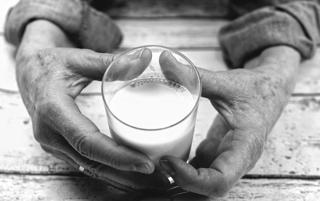 Mẹo sống hiện đại: Những sai lầm phổ biến khi chải răng trước khi ngủ khiến men răng bị hư tổn