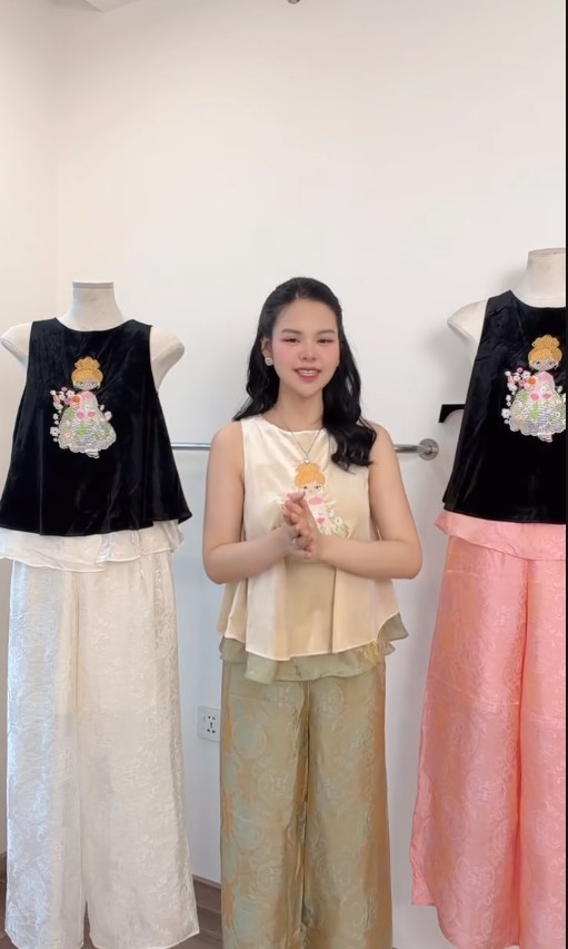 SÉT ÁO NHUNG THÊU BÚP BÊ HOA + QUẦN LỤA
